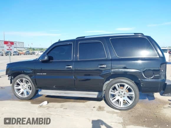 2006 Cadillac Escalade с VIN 1GYEC63NX6R148341, выставлен на аукционе IAAI как лот 42603913 с пробегом 219 673 миль миль и . История ставок и продаж доступна на DreamBid. Изображение 15.