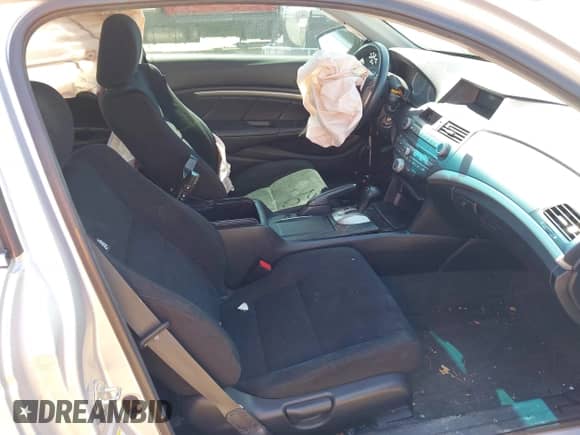 2012 Honda Accord EX с VIN 1HGCS1B79CA008847, выставлен на аукционе IAAI как лот 42053861 с пробегом 148 749 миль миль и . История ставок и продаж доступна на DreamBid. Изображение 5.