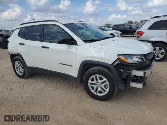 2018 Jeep Compass Sport z VIN 3C4NJCAB3JT438889, wystawiony jako Copart lot #89702995 z przebiegiem 52 435 mil mil oraz Szkoda całkowita • Salvage title. Historia ofert i sprzedaży dostępna na DreamBid. Obrazek 4.