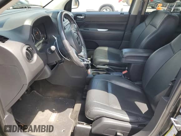 2017 Jeep Compass High Altitude с VIN 1C4NJCEB9HD185345, выставлен на аукционе Copart как лот 63106645 с пробегом 67 404 миль миль и Списание • Salvage title. История ставок и продаж доступна на DreamBid. Изображение 7.
