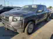 2022 Nissan Frontier Pro-X z VIN 1N6ED1EJ7NN690614, wystawiony jako Copart lot #71476795 z przebiegiem 58 952 mil mil oraz Szkoda całkowita • Salvage title. Historia ofert i sprzedaży dostępna na DreamBid. Obrazek 1.