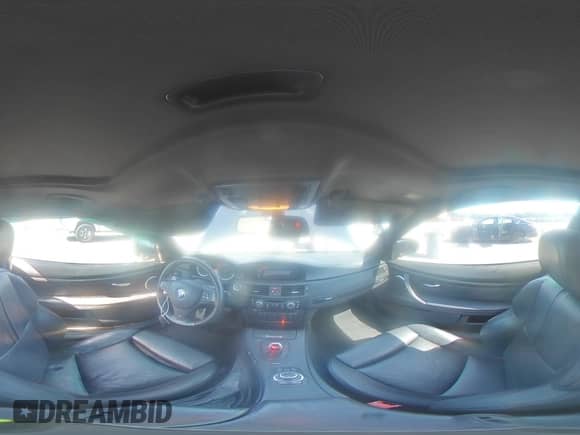 2011 BMW M3 с VIN WBSKG9C58BE796995, выставлен на аукционе Copart как лот 66617735 с пробегом 71 470 миль миль и Списание • Salvage title. История ставок и продаж доступна на DreamBid. Изображение 14.