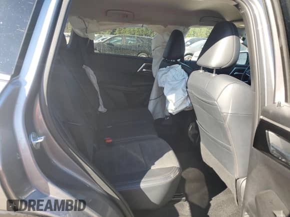 2024 Mitsubishi Outlander SE with VIN JA4J4VA89RZ047170, listed as a Copart auction lot 86654285 with 36,468 mi miles and Clean title. Bid and sale history available at DreamBid. Image 11.