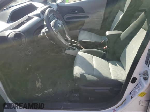 2013 Toyota Prius Two с VIN JTDKDTB32D1552413, выставлен на аукционе Copart как лот 90261985 с пробегом 184 085 миль миль и Чистый • Clean title. История ставок и продаж доступна на DreamBid. Изображение 7.