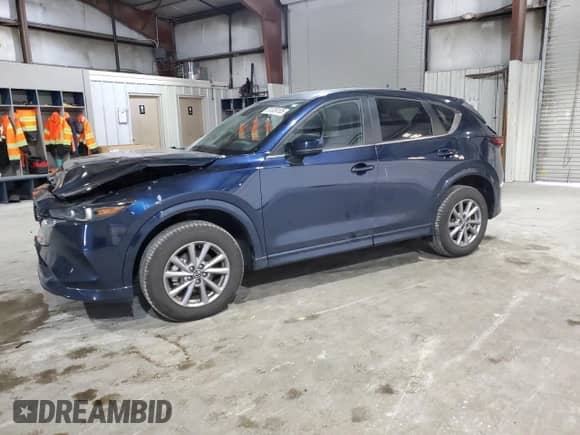 2024 Mazda CX-5 S Preferred z VIN JM3KFBCM5R0359835, wystawiony jako Copart lot #81339105 z przebiegiem 20 359 mil mil oraz Szkoda całkowita • Salvage title. Historia ofert i sprzedaży dostępna na DreamBid. Obrazek 1.