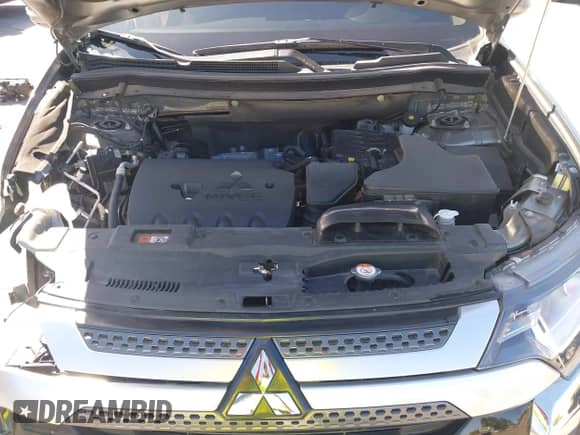 2020 Mitsubishi Outlander SE с VIN JA4AD3A35LZ048784, выставлен на аукционе IAAI как лот 42327627 с пробегом 42 516 миль миль и . История ставок и продаж доступна на DreamBid. Изображение 10.