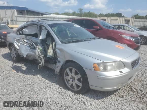 2005 Volvo S60 с VIN YV1RS592852480944, выставлен на аукционе Copart как лот 69395575 с пробегом 210 498 миль миль и Чистый • Clean title. История ставок и продаж доступна на DreamBid. Изображение 4.