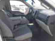 2016 Ford F-150 XL z VIN 1FTMF1C89GKE27389, wystawiony jako IAAI lot #43187468 z przebiegiem 161 080 mil mil oraz . Historia ofert i sprzedaży dostępna na DreamBid. Obrazek 5.