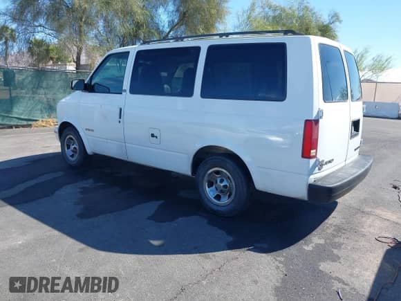 2002 Chevrolet Astro z VIN 1GNDM19X32B114455, wystawiony jako IAAI lot #41960758 z przebiegiem 219 333 mil mil oraz . Historia ofert i sprzedaży dostępna na DreamBid. Obrazek 3.