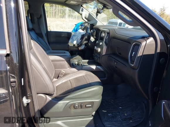 2020 GMC Sierra 1500 Denali with VIN 1GTU9FEL6LZ208168, listed as a IAAI auction lot 41981248 with 44,779 mi miles and . Bid and sale history available at DreamBid. Image 5.