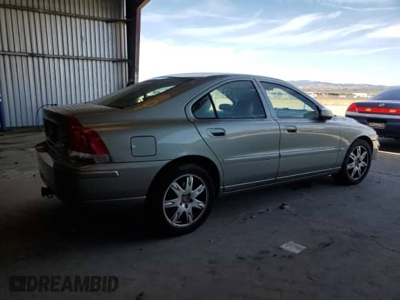 2006 Volvo S60 2.5L Turbo с VIN YV1RH592962527978, выставлен на аукционе Copart как лот 65949275 с пробегом 158 744 миль миль и Списание • Salvage title. История ставок и продаж доступна на DreamBid. Изображение 3.