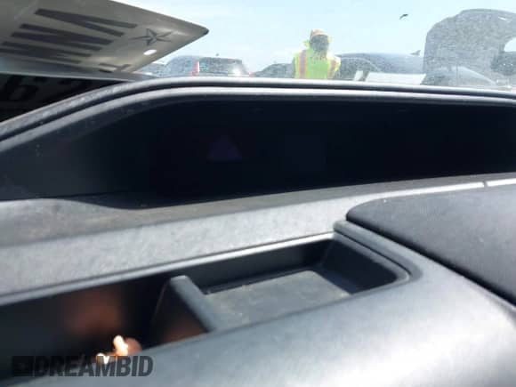 2014 Toyota Prius One с VIN JTDKDTB38E1077500, выставлен на аукционе IAAI как лот 42628361 с пробегом Не указан миль и . История ставок и продаж доступна на DreamBid. Изображение 7.