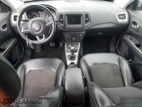 2019 Jeep Compass Latitude с VIN 3C4NJDBB7KT597114, выставлен на аукционе Copart как лот 81682435 с пробегом 49 903 миль миль и Списание • Salvage title. История ставок и продаж доступна на DreamBid. Изображение 8.