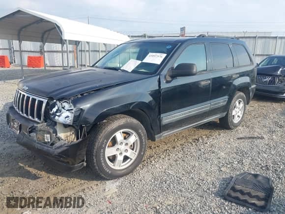 2005 Jeep Grand Cherokee Laredo с VIN 1J4GS48K95C717275, выставлен на аукционе IAAI как лот 43097576 с пробегом 249 935 миль миль и . История ставок и продаж доступна на DreamBid. Изображение 17.