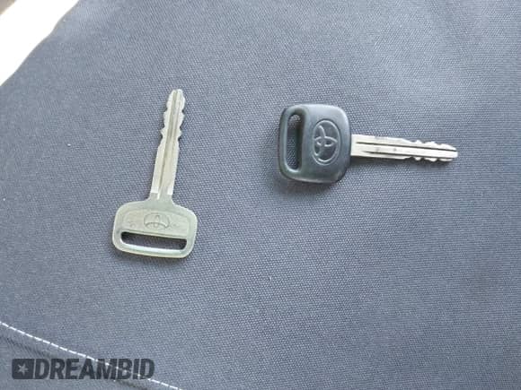 2001 Toyota Tacoma с VIN 5TEWN72N61Z746662, выставлен на аукционе IAAI как лот 42325016 с пробегом 194 459 миль миль и . История ставок и продаж доступна на DreamBid. Изображение 11.