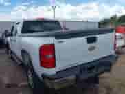 2011 Chevrolet Silverado 2500HD LT z VIN 1GC1CXCG6BF233085, wystawiony jako IAAI lot #43291048 z przebiegiem 161 159 mil mil oraz . Historia ofert i sprzedaży dostępna na DreamBid. Obrazek 3.