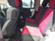 2007 Jeep Wrangler Unlimited Sahara z VIN 1J4GA59167L195254, wystawiony jako IAAI lot #41945934 z przebiegiem 252 496 mil mil oraz . Historia ofert i sprzedaży dostępna na DreamBid. Obrazek 8.