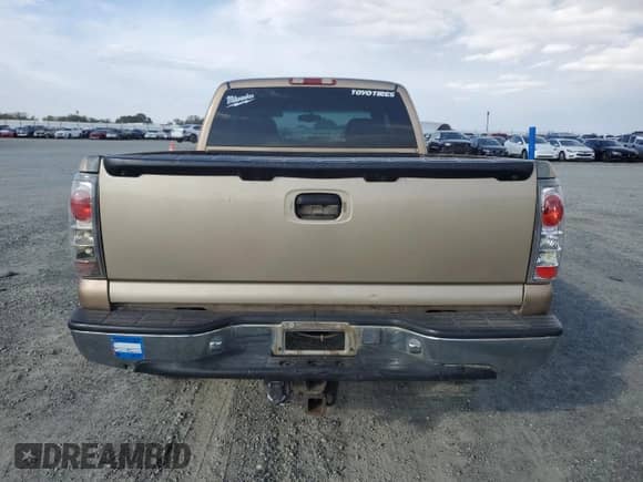 2001 GMC Sierra 1500 SLE с VIN 1GTEK19TX1E171748, выставлен на аукционе Copart как лот 87472915 с пробегом Не указан миль и Чистый • Clean title. История ставок и продаж доступна на DreamBid. Изображение 6.