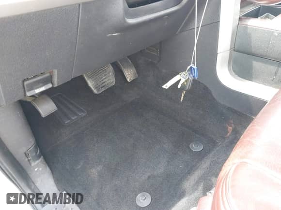 2013 Ford F-150 XL with VIN 1FTFW1ETXDKE91107, listed as a IAAI auction lot 42129964 with 181,075 mi miles and . Bid and sale history available at DreamBid. Image 6.