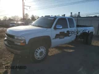 2001 Chevrolet Silverado 3500 с VIN 1GCJK39U11E271594, выставлен на аукционе Copart как лот 51762725 с пробегом 138 173 миль миль и Списание • Salvage title. История ставок и продаж доступна на DreamBid. Изображение 1.
