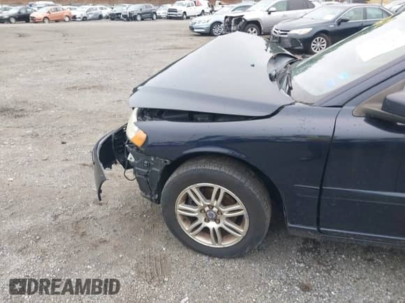2008 Volvo S60 2.5T с VIN YV1RH592182700816, выставлен на аукционе IAAI как лот 42413719 с пробегом Не указан миль и . История ставок и продаж доступна на DreamBid. Изображение 6.