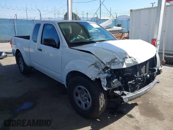 2021 Nissan Frontier S z VIN 1N6ED0CE0MN710104, wystawiony jako IAAI lot #41988923 z przebiegiem 66 321 mil mil oraz . Historia ofert i sprzedaży dostępna na DreamBid. Obrazek 1.