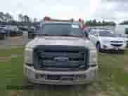 2011 Ford F-250 XL z VIN 1FTBF2A63BEB21696, wystawiony jako IAAI lot #42118911 z przebiegiem 212 721 mil mil oraz . Historia ofert i sprzedaży dostępna na DreamBid. Obrazek 6.