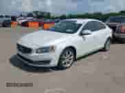 2016 Volvo S60 T5 Drive-E Premier z VIN YV126MFK3G2392567, wystawiony jako IAAI lot #42731679 z przebiegiem 91 321 mil mil oraz . Historia ofert i sprzedaży dostępna na DreamBid. Obrazek 17.