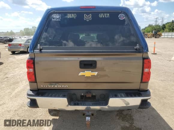 2015 Chevrolet Silverado 2500HD Work Truck z VIN 1GC2KUEG2FZ504361, wystawiony jako Copart lot #62994945 z przebiegiem 251 103 mil mil oraz Szkoda całkowita • Salvage title. Historia ofert i sprzedaży dostępna na DreamBid. Obrazek 6.