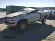 2000 Chevrolet S-10 LS with VIN 1GCDT14W2YK165416, listed as a Copart auction lot 87731895 with Not provided miles and Salvage title. Bid and sale history available at DreamBid. Image 1.