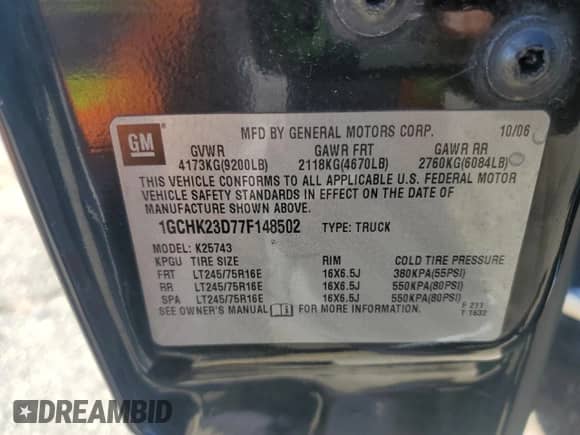 2007 Chevrolet Silverado 2500HD LT1 z VIN 1GCHK23D77F148502, wystawiony jako Copart lot #52287595 z przebiegiem 228 578 mil mil oraz Szkoda całkowita • Salvage title. Historia ofert i sprzedaży dostępna na DreamBid. Obrazek 12.