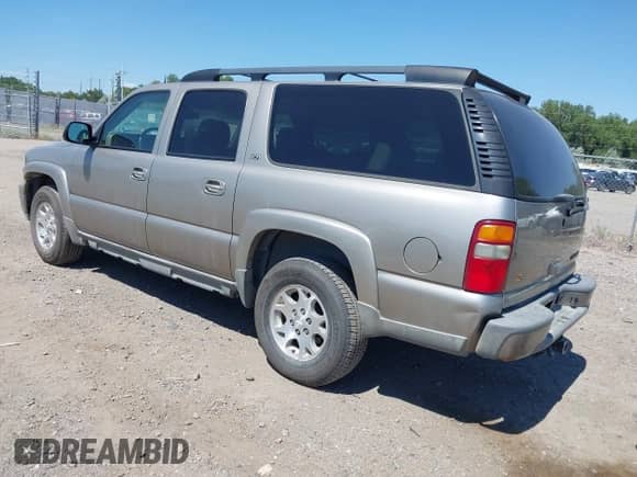 2003 Chevrolet Suburban Z71 с VIN 3GNFK16T83G156256, выставлен на аукционе IAAI как лот 42700593 с пробегом 144 153 миль миль и . История ставок и продаж доступна на DreamBid. Изображение 3.