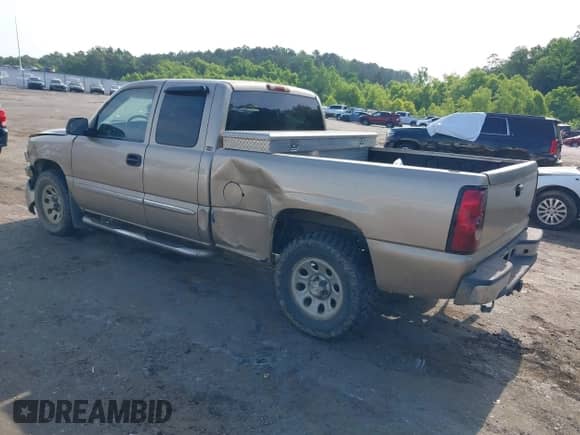 2004 GMC Sierra 1500 SLE с VIN 1GTEK19V44Z328785, выставлен на аукционе IAAI как лот 42320779 с пробегом 207 899 миль миль и . История ставок и продаж доступна на DreamBid. Изображение 3.