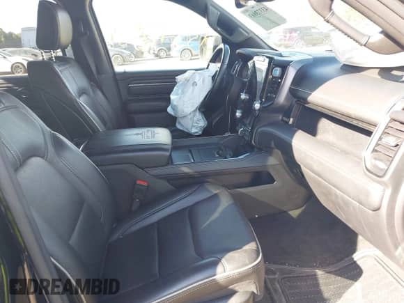 2022 Ram 1500 Limited z VIN 1C6SRFHT3NN119355, wystawiony jako IAAI lot #43373803 z przebiegiem 71 080 mil mil oraz . Historia ofert i sprzedaży dostępna na DreamBid. Obrazek 5.