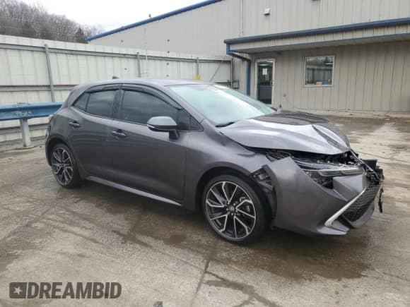 2021 Toyota Corolla XSE with VIN JTNA4MBE0M3133124, listed as a Copart auction lot 49641355 with 46,239 mi miles and Salvage title. Bid and sale history available at DreamBid. Image 4.