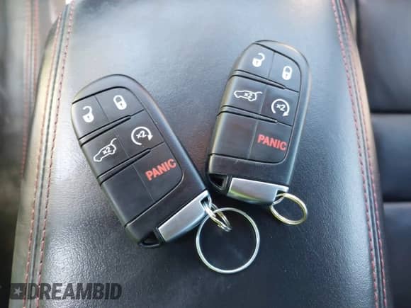 2023 Dodge Durango R/T Plus z VIN 1C4SDHCT5PC675451, wystawiony jako IAAI lot #40985985 z przebiegiem 17 996 mil mil oraz . Historia ofert i sprzedaży dostępna na DreamBid. Obrazek 11.