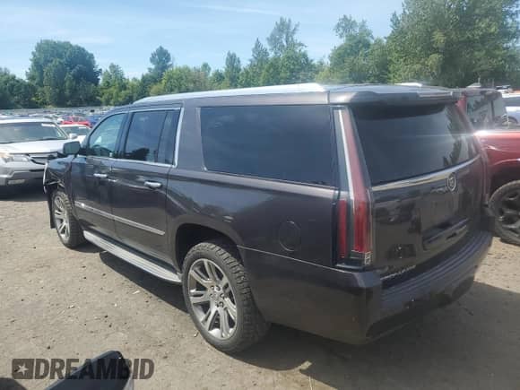 2015 Cadillac Escalade ESV Luxury с VIN 1GYS4HKJ1FR168990, выставлен на аукционе Copart как лот 59574865 с пробегом 164 840 миль миль и Списание • Salvage title. История ставок и продаж доступна на DreamBid. Изображение 2.