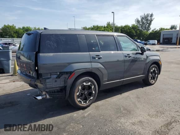 2025 Hyundai Santa Fe SE с VIN 5NMP14GL9SH143485, выставлен на аукционе Copart как лот 70458835 с пробегом 838 миль миль и Списание • Salvage title. История ставок и продаж доступна на DreamBid. Изображение 3.