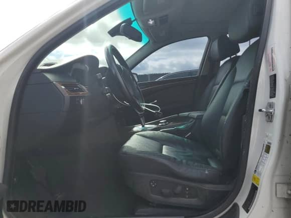 2008 BMW 5 Series 528xi с VIN WBANV13568CZ50505, выставлен на аукционе Copart как лот 90426155 с пробегом 114 300 миль миль и Чистый • Clean title. История ставок и продаж доступна на DreamBid. Изображение 7.