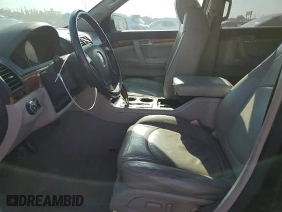 2007 Saturn Outlook XR with VIN 5GZEV23797J112648, listed as a Copart auction lot 74287844 with 178,207 mi miles and Salvage title. Bid and sale history available at DreamBid. Image 7.