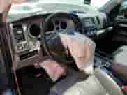 2010 Toyota Tundra Limited z VIN 5TFFY5F10AX091926, wystawiony jako Copart lot #63306145 z przebiegiem 222 961 mil mil oraz Szkoda całkowita • Salvage title. Historia ofert i sprzedaży dostępna na DreamBid. Obrazek 8.