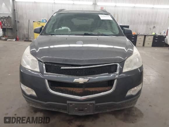 2009 Chevrolet Traverse LS z VIN 1GNEV13D19S109796, wystawiony jako IAAI lot #43386599 z przebiegiem 198 354 mil mil oraz . Historia ofert i sprzedaży dostępna na DreamBid. Obrazek 13.