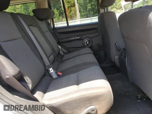 2010 Jeep Commander Sport with VIN 1J4RG4GK5AC121781, listed as a Copart auction lot 59873605 with 159,444 mi miles and Salvage title. Bid and sale history available at DreamBid. Image 11.