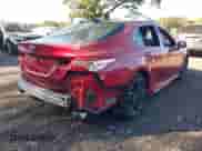 2020 Toyota Camry XSE z VIN 4T1K61AKXLU395343, wystawiony jako IAAI lot #43350130 z przebiegiem 79 904 mil mil oraz . Historia ofert i sprzedaży dostępna na DreamBid. Obrazek 4.