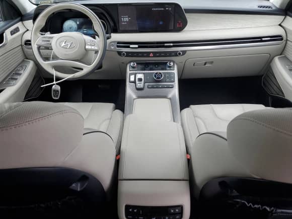 2024 Hyundai Palisade Calligraphy с VIN KM8R7DGEXRU663671, выставлен на аукционе Copart как лот 70929985 с пробегом 49 731 миль миль и Списание • Salvage title. История ставок и продаж доступна на DreamBid. Изображение 8.