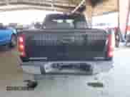 2007 GMC Sierra 1500 SLE1 z VIN 2GTEC13C571726461, wystawiony jako Copart lot #67320845 z przebiegiem Nie podano mil oraz Szkoda całkowita • Salvage title. Historia ofert i sprzedaży dostępna na DreamBid. Obrazek 6.