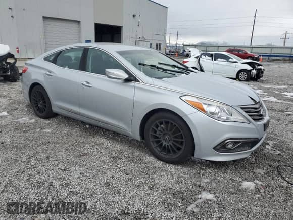 2017 Hyundai Azera with VIN KMHFG4JGXHA591402, listed as a Copart auction lot 50982765 with 42,426 mi miles and Salvage title. Bid and sale history available at DreamBid. Image 4.