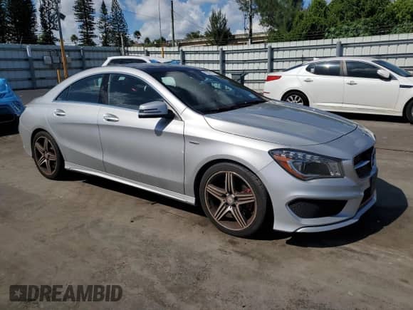 2016 Mercedes-Benz CLA 250 с VIN WDDSJ4EB4GN390076, выставлен на аукционе Copart как лот 89542195 с пробегом 37 961 миль миль и Списание • Salvage title. История ставок и продаж доступна на DreamBid. Изображение 4.