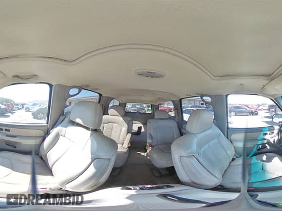 2002 Chevrolet Suburban LT с VIN 1GNFK16Z82J333065, выставлен на аукционе Copart как лот 72726174 с пробегом 256 588 миль миль и Списание • Salvage title. История ставок и продаж доступна на DreamBid. Изображение 14.