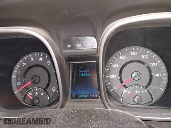 2015 Chevrolet Malibu LS z VIN 1G11B5SL8FF299741, wystawiony jako IAAI lot #43359561 z przebiegiem 118 696 mil mil oraz . Historia ofert i sprzedaży dostępna na DreamBid. Obrazek 7.